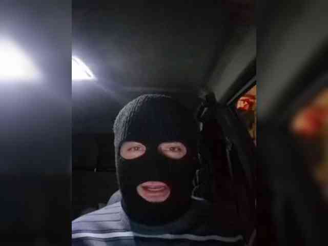 Boy102702