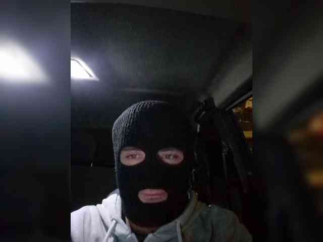 Boy102702