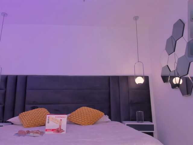 SophieBarnett live cam on BongaCams