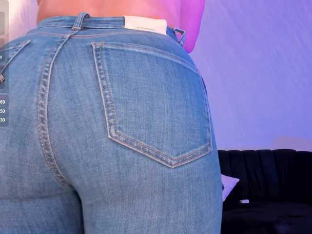 SophieBarnett live cam on BongaCams