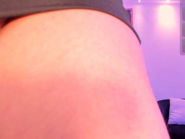 SophieBarnett live cam on BongaCams