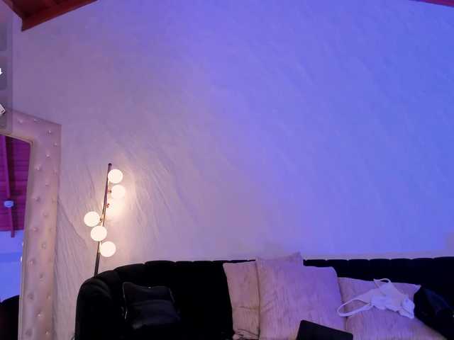 SophieBarnett live webcam show