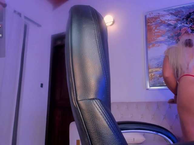 SophieBarnett live cam on BongaCams