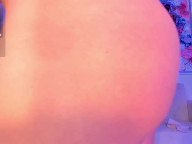 SophieBarnett live cam on BongaCams