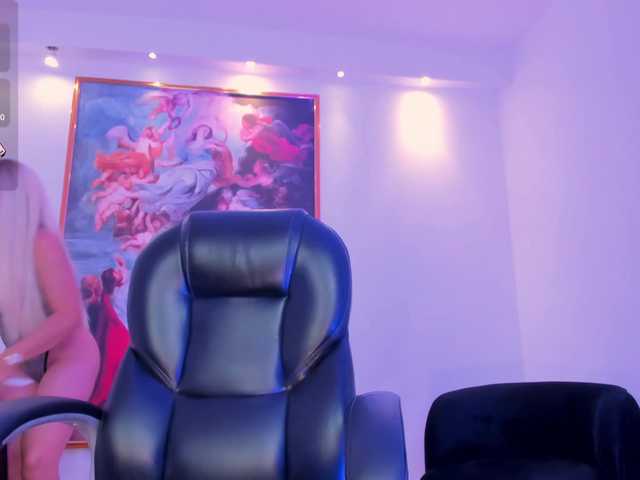 SophieBarnett live cam on BongaCams