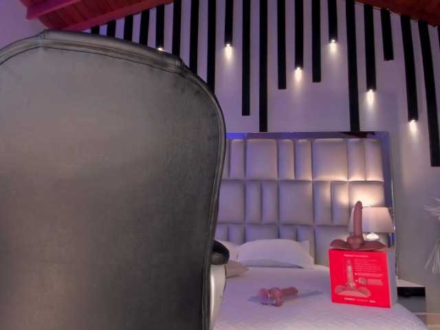 SophieBarnett live cam preview