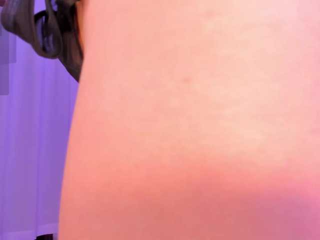 SophieBarnett live cam on BongaCams
