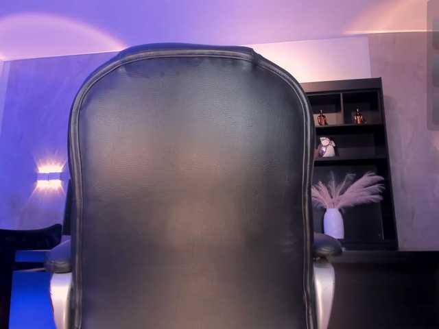 SophieBarnett, en directo ahora en BongaCams