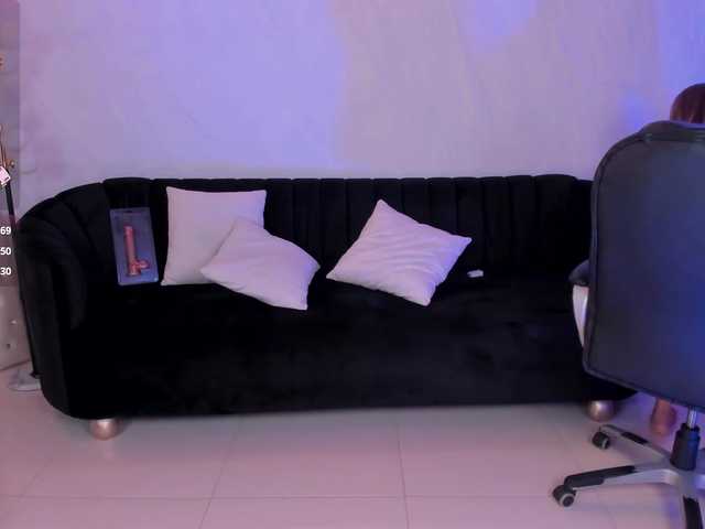 SophieBarnett live cam on BongaCams