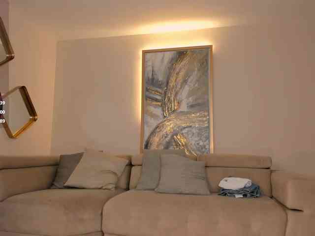 SophieBarnett webcam