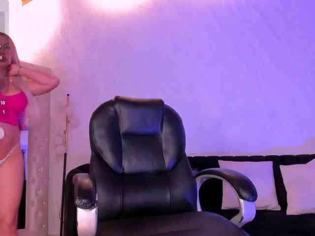 SophieBarnett webcam