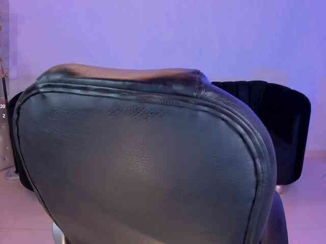 SophieBarnett Live Webcam on BongaCams