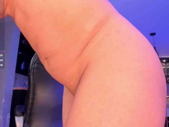 SophieBarnett webcam