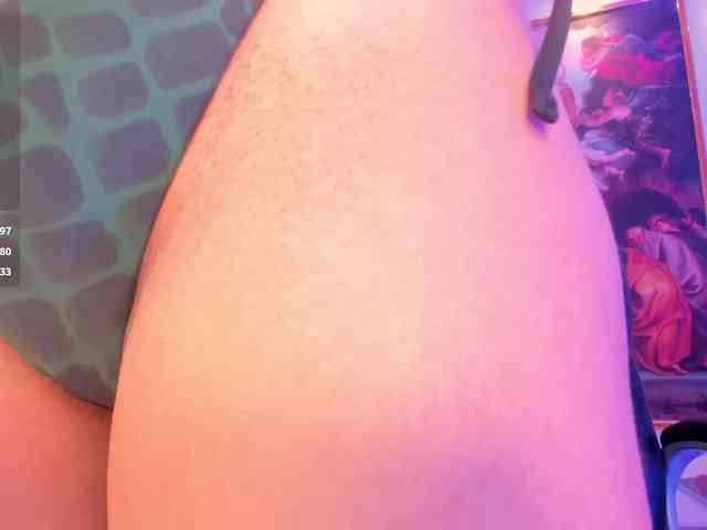 SophieBarnett webcam