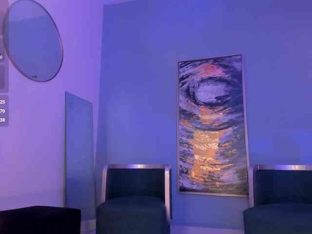 SophieBarnett webcam