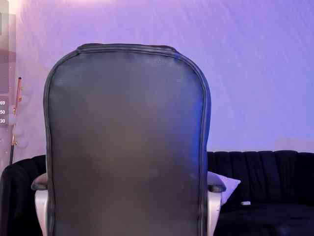 SophieBarnett Live Webcam on BongaCams
