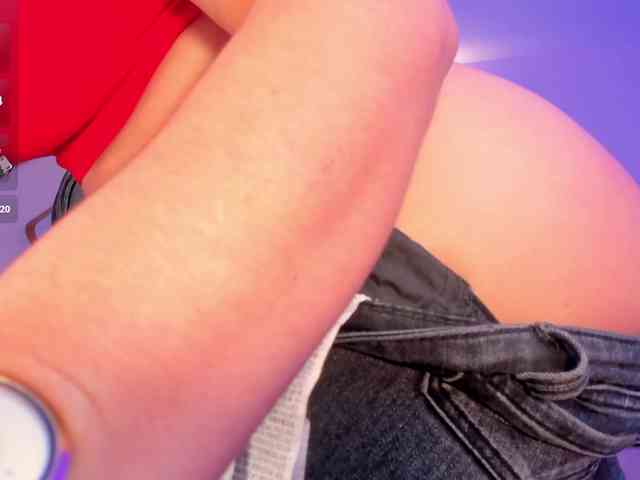 SophieBarnett webcam