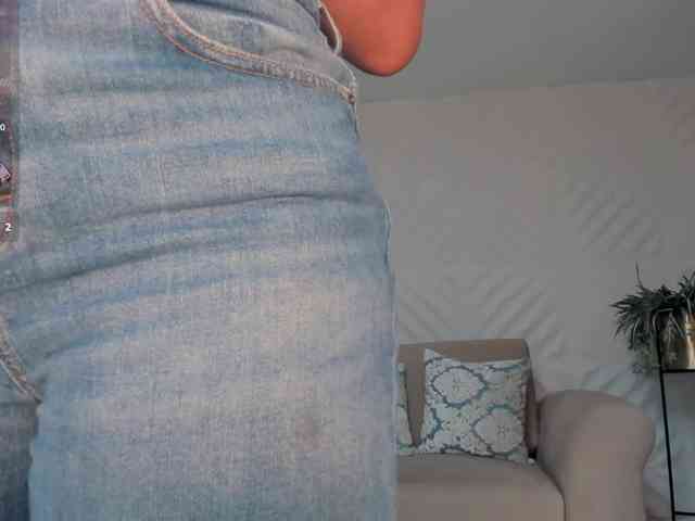 SophieBarnett webcam