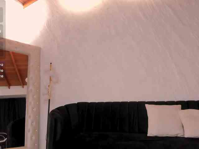SophieBarnett webcam