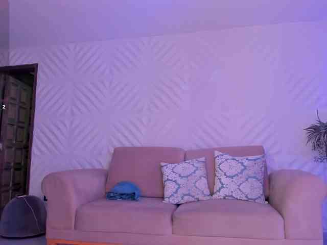 SophieBarnett webcam