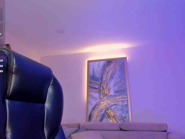 SophieBarnett webcam