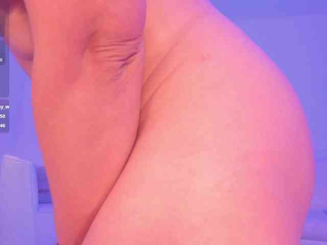 SophieBarnett webcam