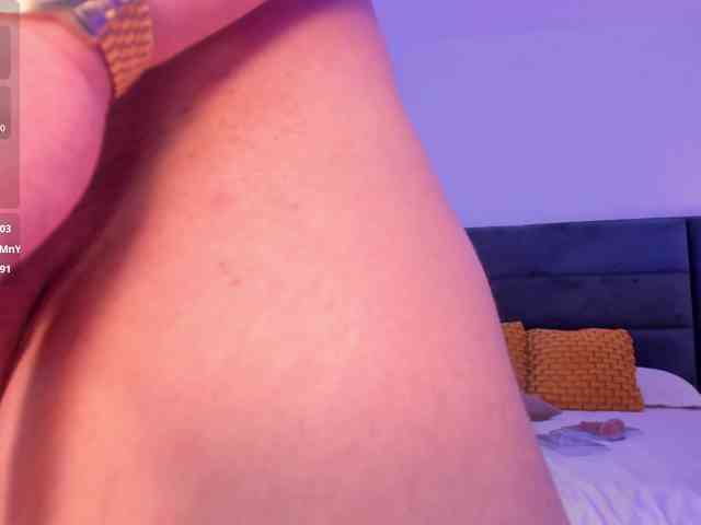 SophieBarnett webcam