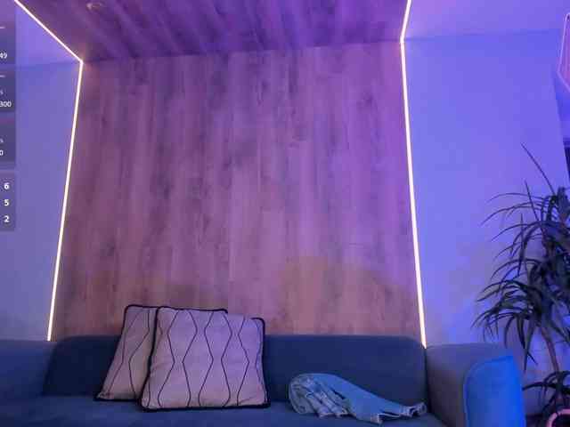 SophieBarnett webcam