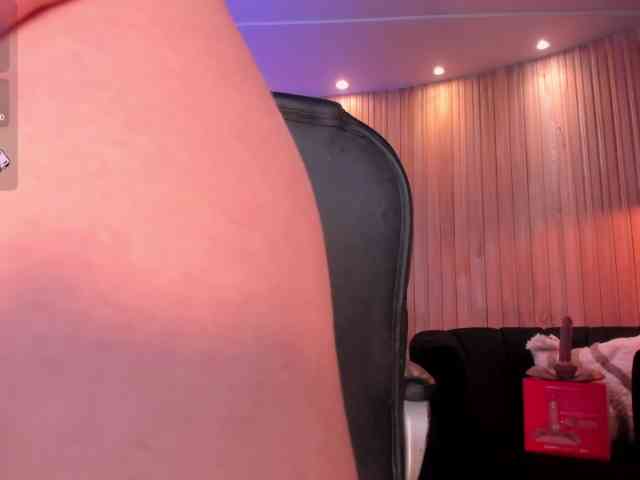 SophieBarnett webcam