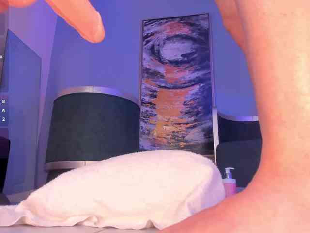 SophieBarnett webcam