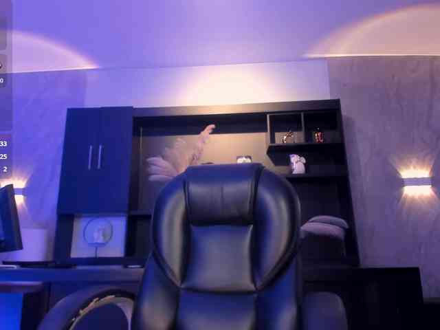 SophieBarnett webcam
