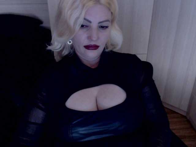 Mistress-Demi live cam