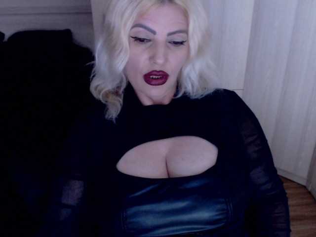 Mistress-Marilyn live cam on BongaCams