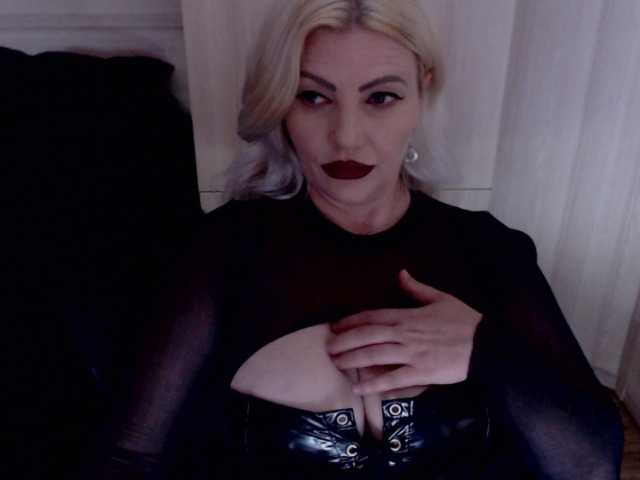 Mistress-Marilyn live cam on BongaCams