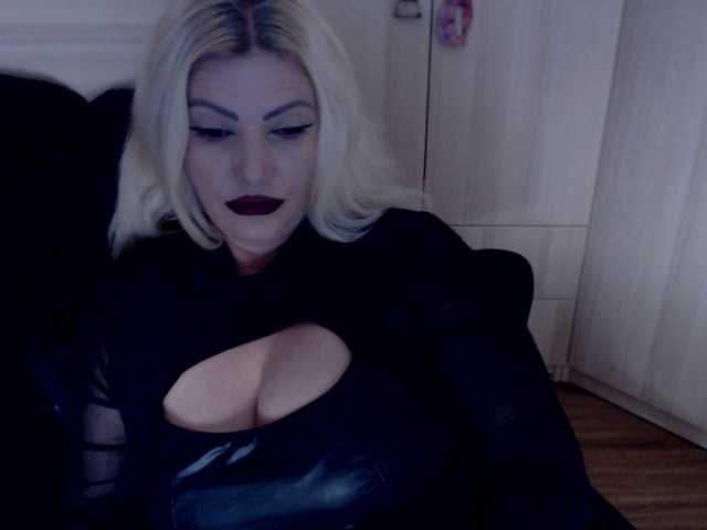 Mistress-Marilyn
