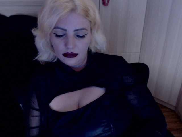 Mistress-Marilyn live cam on BongaCams