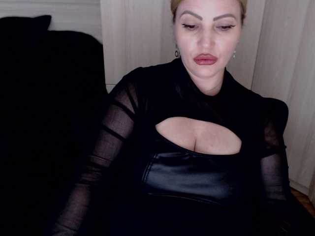 Mistress-Demi webcam