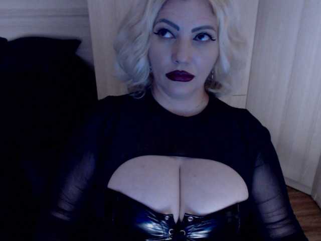 Mistress-Marilyn