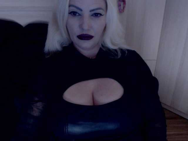 Mistress-Demi