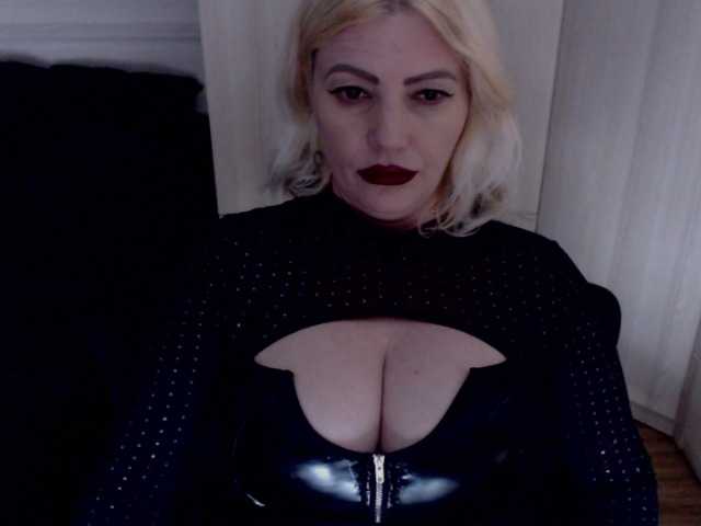 Mistress-Marilyn