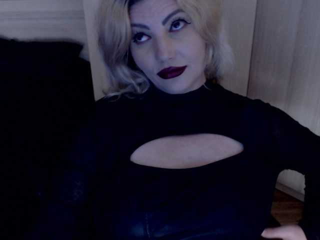 Mistress-Marilyn