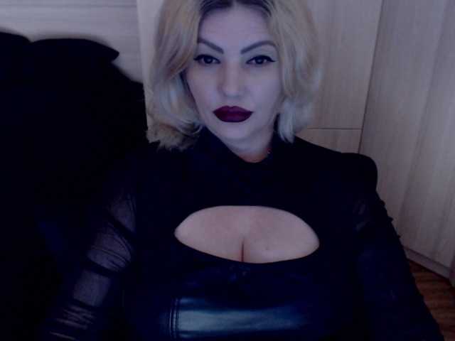 Mistress-Demi