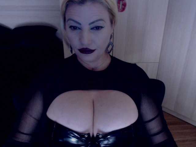 Mistress-Demi