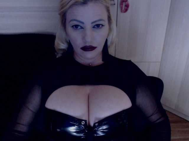 Mistress-Marilyn live cam on BongaCams
