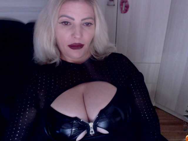 Mistress-Demi