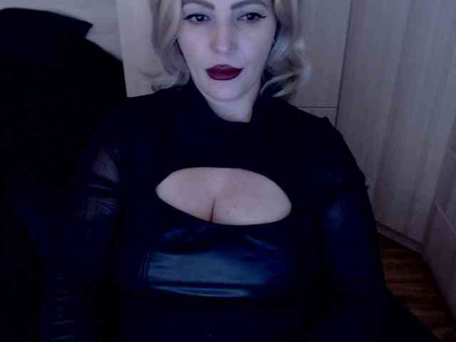 Mistress-Demi
