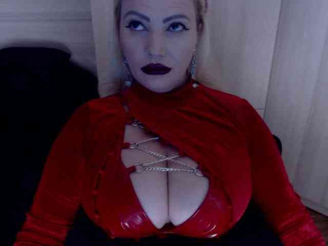 Mistress-Demi webcam