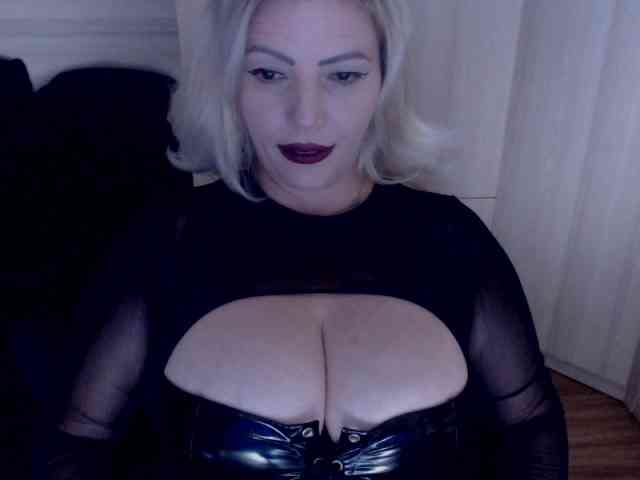 Mistress-Marilyn