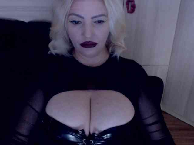 Mistress-Demi