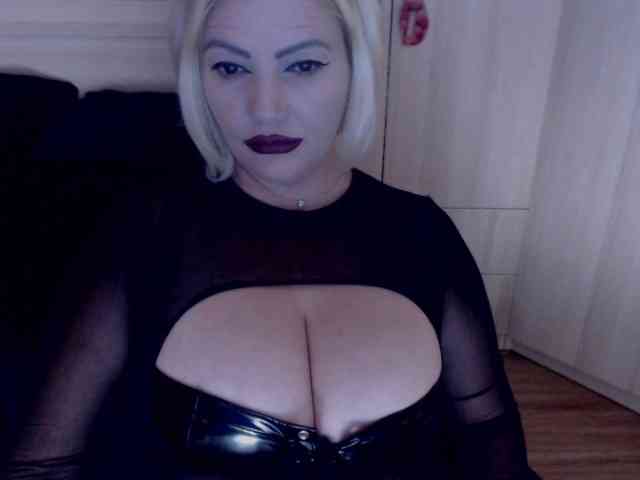 Mistress-Demi